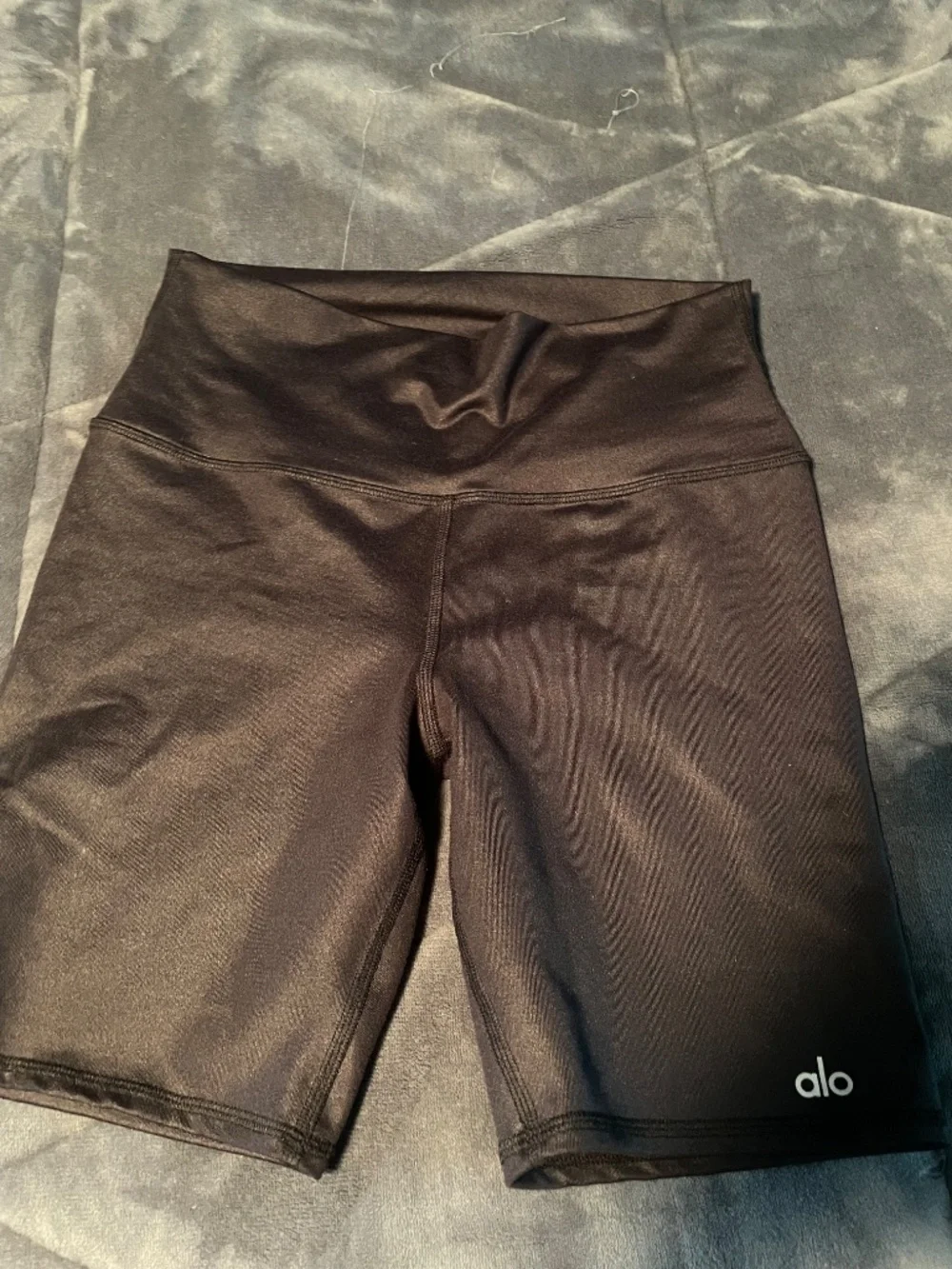 ALO Yoga Black High-Rise Bike Shorts 7 inch